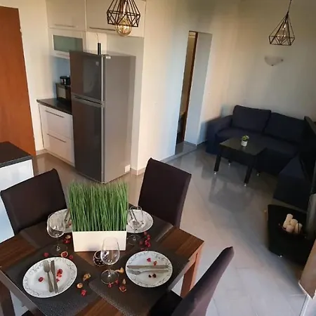 Miramar 16a لوزينيتس